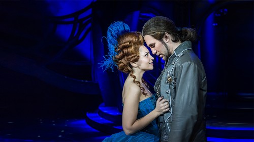 The GUIDE 4fresh: Теона Дольникова о творчестве, мюзикле «Граф Орлов», силе искусства